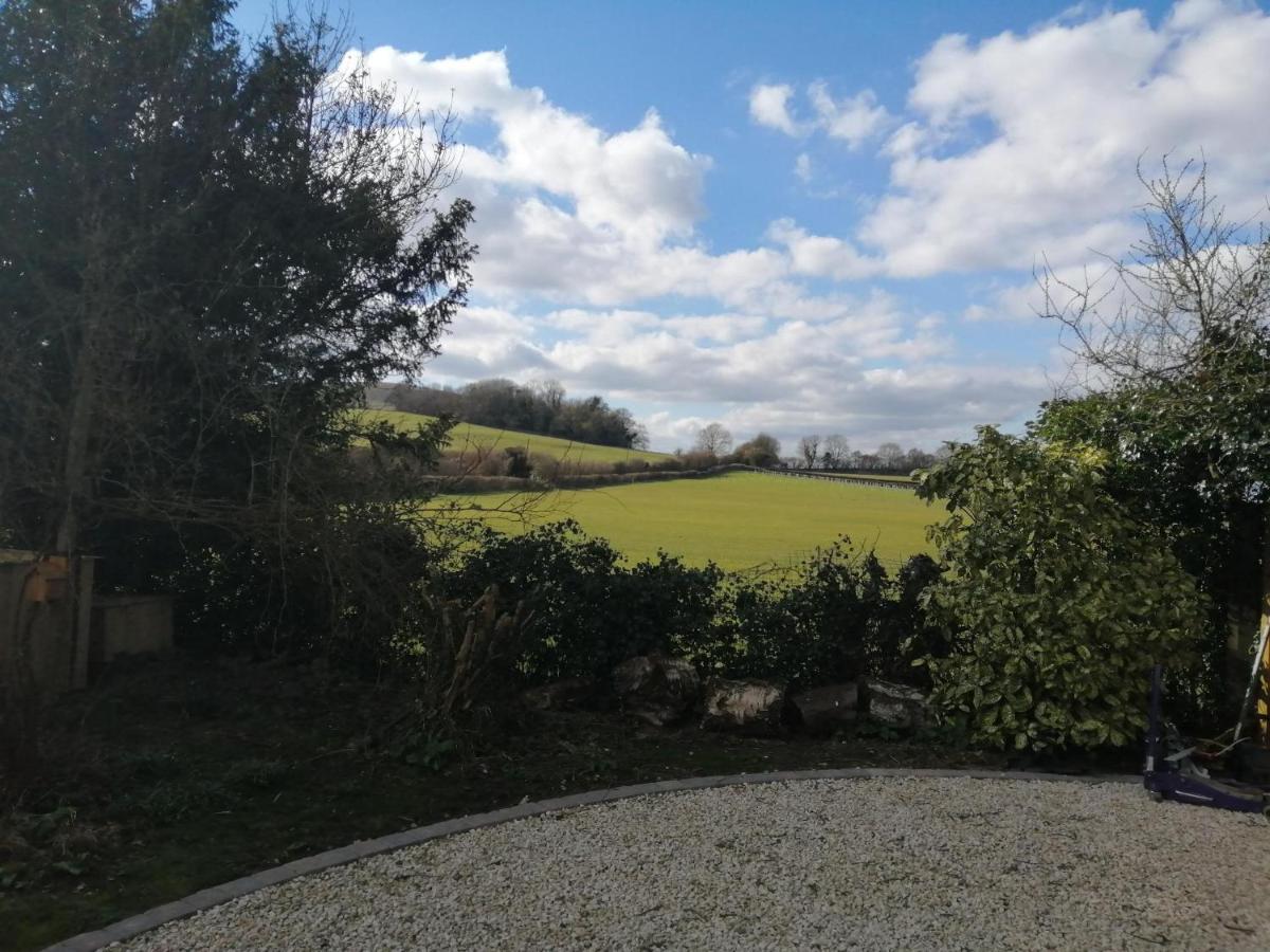 Wolstonbury Getaway Villa Hassocks ภายนอก รูปภาพ